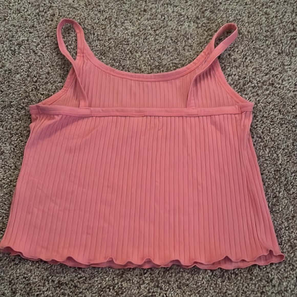 Old Navy Crop Tank - Picture 4 of 6